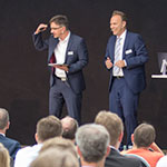 Stefan-Markus Eschner (links) und Andreas Lange präsentierten aktuelle und künftige CRM-Highlights von CURSOR. Foto: S. Barthel | CURSOR